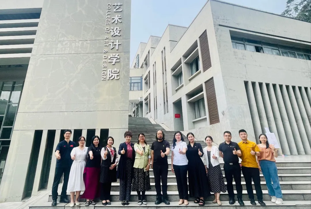 “廣州數(shù)字時(shí)尚產(chǎn)教聯(lián)合體”啟新篇：校企黨建共筑產(chǎn)教融合新標(biāo)桿